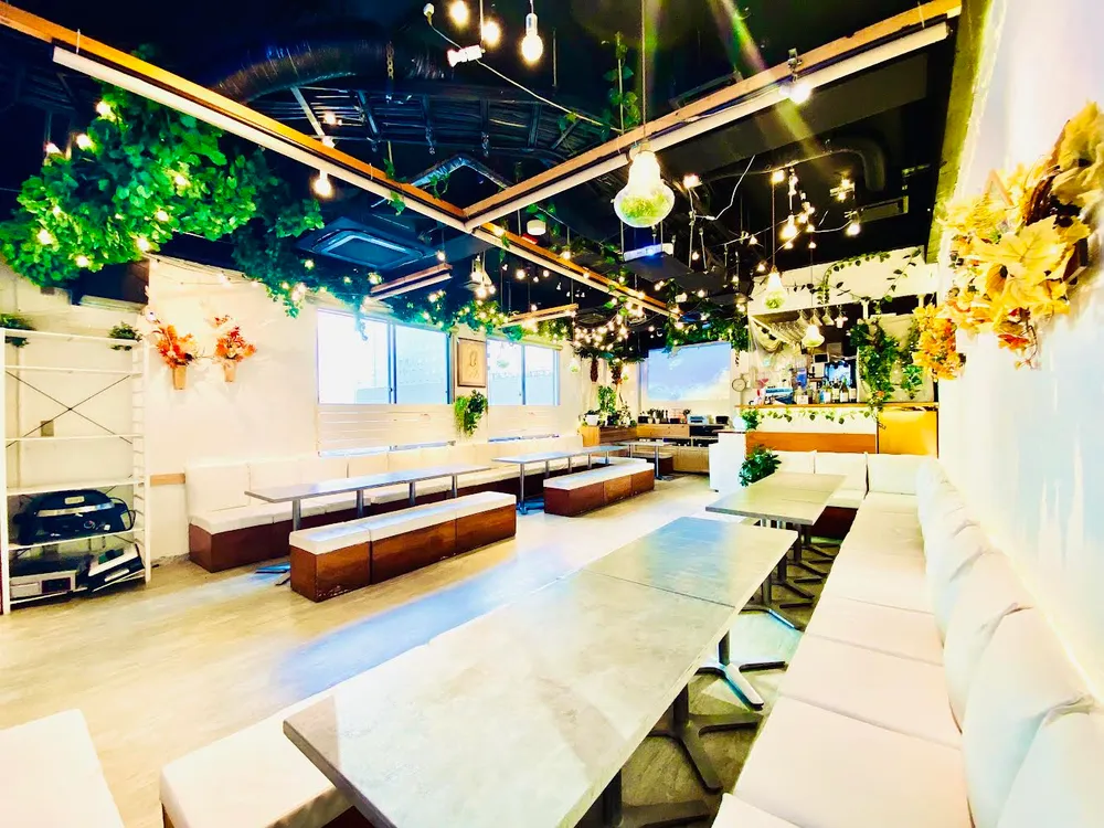 渋谷ピカリエリゾート本店 店内の様子
