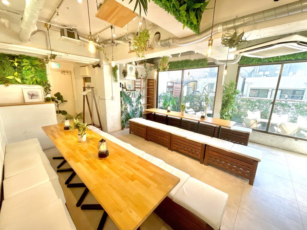 渋谷ガーデンルームはペット可の貸切パーティスペースです。
渋谷のペット可の居酒屋で貸切するなら渋谷ガーデンルームへ